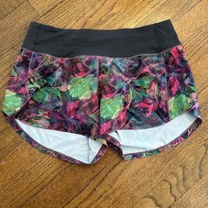 Lululemon Speed Up Shorts Women’s 6